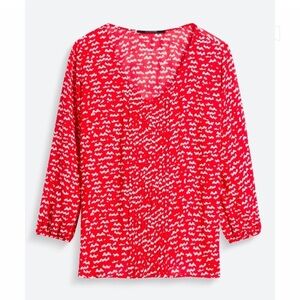 19 Cooper Rosetta V-Neck Top